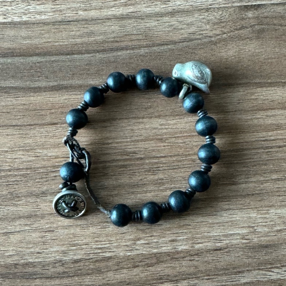 Fossil Black Beaded Bracelet!